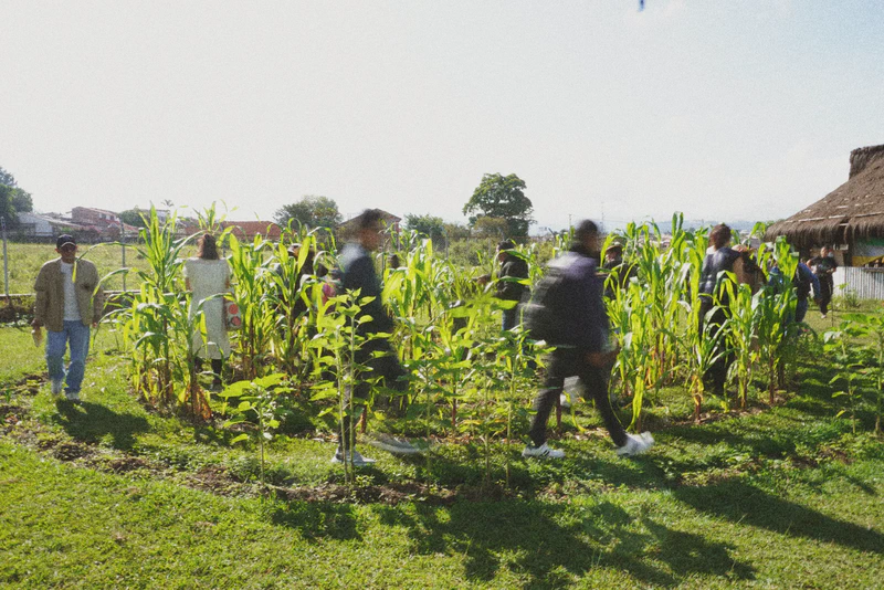 Tercera asamblea de mundos posibles