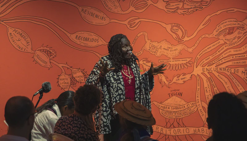 Lenguas madre, lenguas bosque: rituales de escucha por la diversidad lingüística