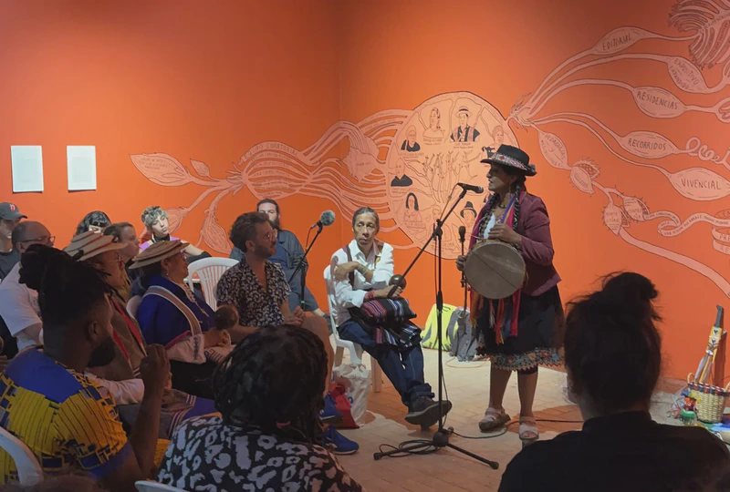 Lenguas madre, lenguas bosque: rituales de escucha por la diversidad lingüística