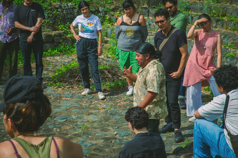 K’obomanik ch’ab’el - ofrenda con palabras Edgar Calel