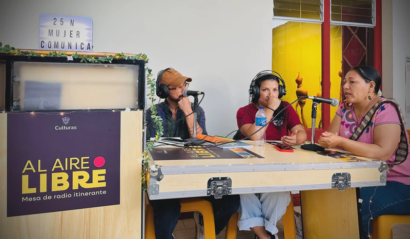Activación: Al Aire Libre, Mesa de Radio Itinerante