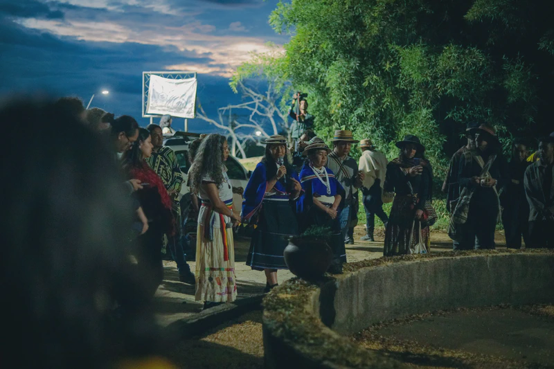 Kaukagua: ofrenda efímera Julieth Morales y Asociación Cultural Allpamama Wawakuna