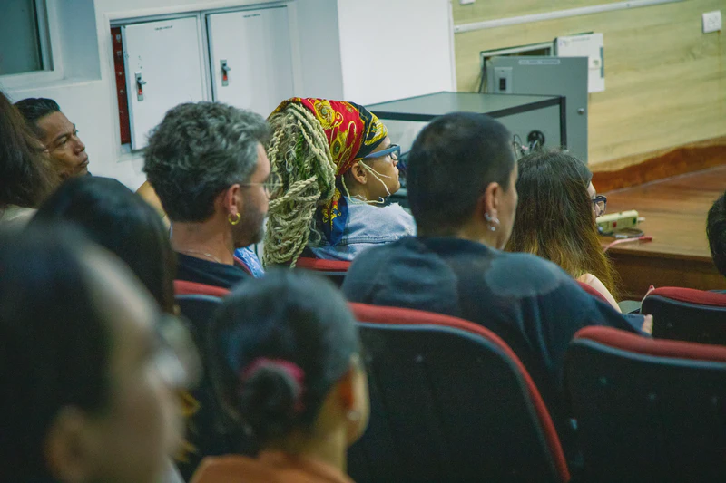 YANAK UYWAÑA La crianza mutua de las artes