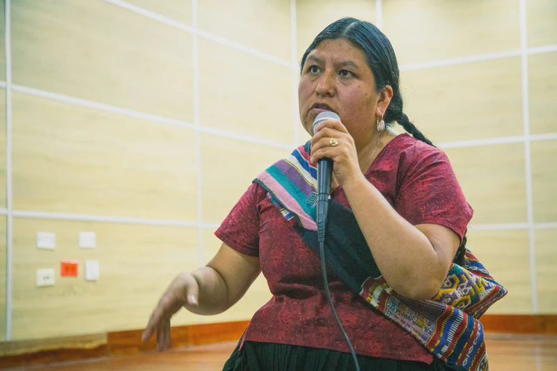 YANAK UYWAÑA La crianza mutua de las artes