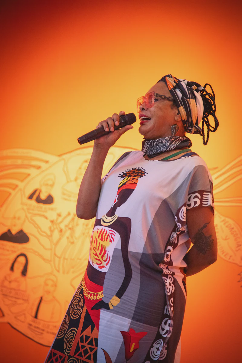 Exposición: Guardias del fuego compartido